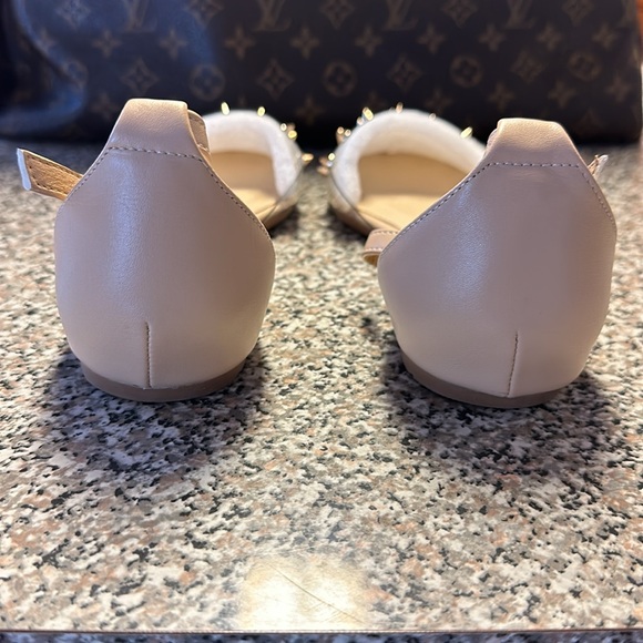 Tiara Los Angeles (transparent gold spike flats) - Picture 4 of 9